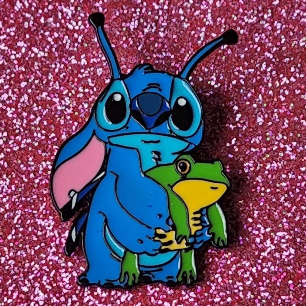 Stitch Alien Extra Arms Holding Frog Enamel Pin